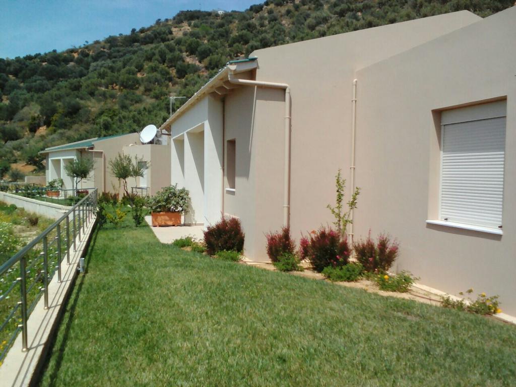 Aksos Suites Accessible Accommodation Agia  Dış mekan fotoğraf